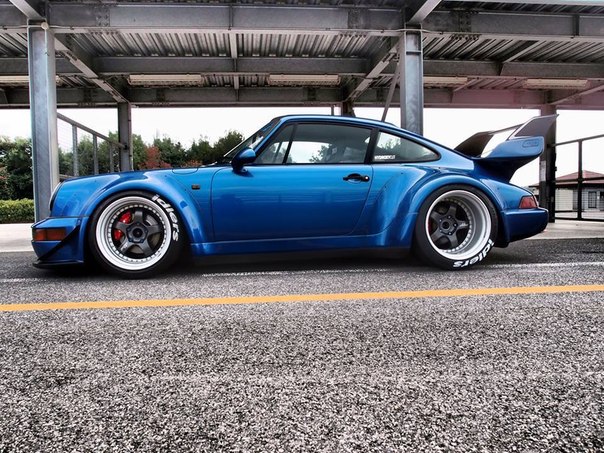 Porsche 911 rwb: Porsche 911 RWB: Ð¼Ð¾Ð´Ð¸Ñ„Ð¸Ñ†Ð¸Ñ€Ð¾Ð²Ð°Ð½Ð½Ð°Ñ  Ð²ÐµÑ€Ñ Ð¸Ñ  ÐºÐ»Ð°Ñ Ñ Ð¸Ñ‡ÐµÑ ÐºÐ¾Ð³Ð¾